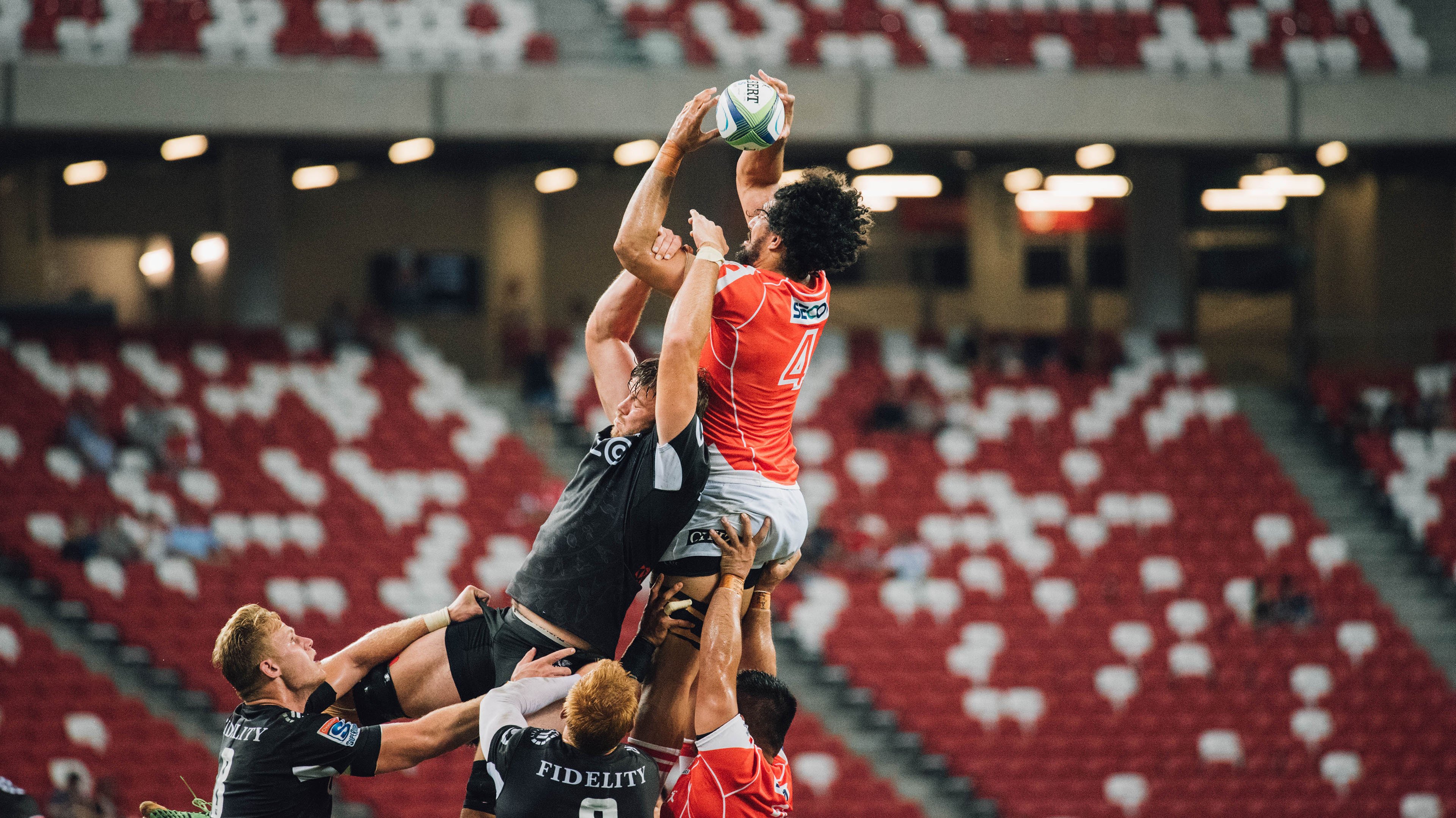 世界杯“与爸爸一起看球”的话题引起跨代共鸣